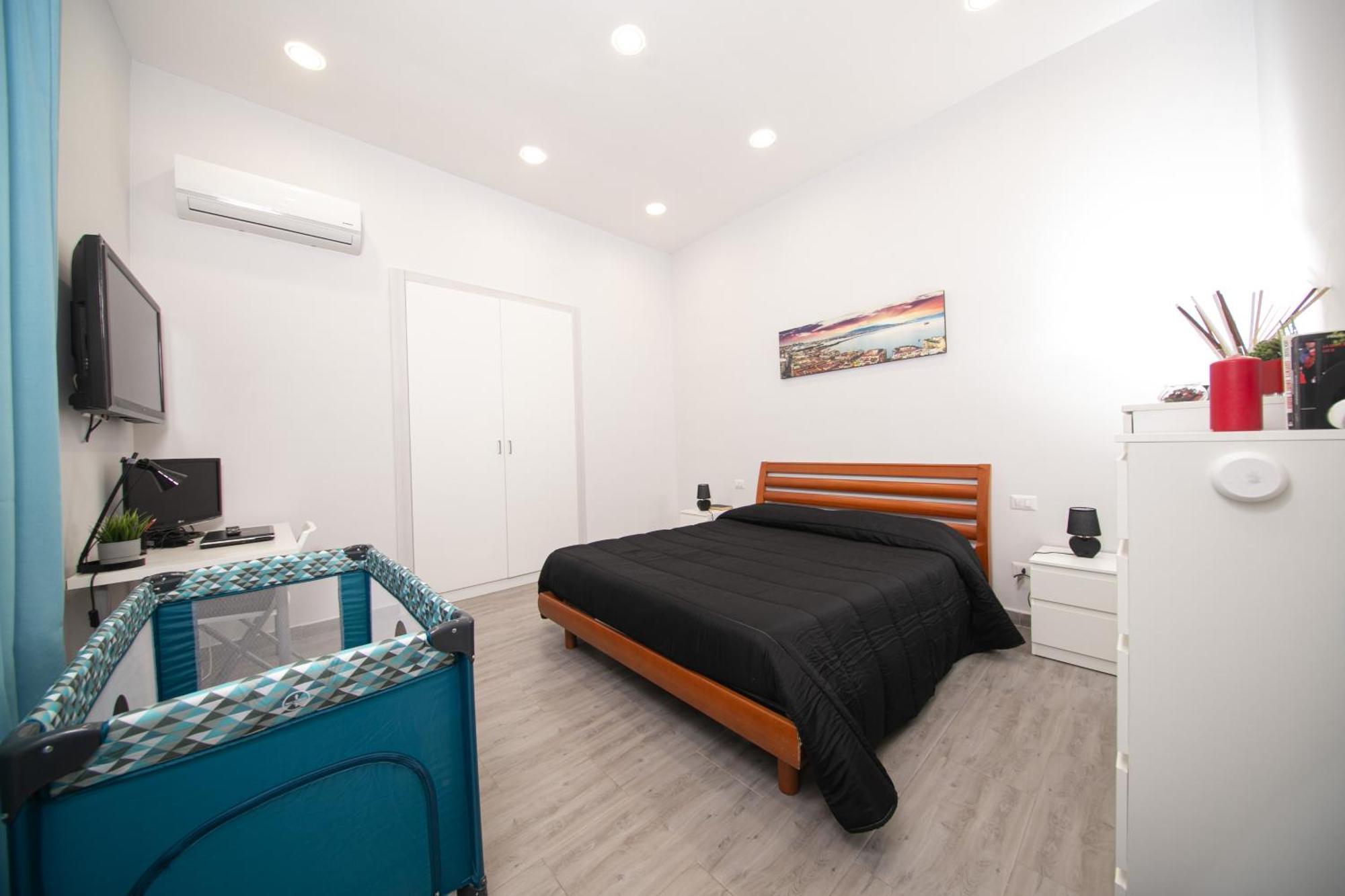 Casa Vacanze Alma B&B Grazioso Appartamento Sul Lungomare Di Pozzuoli A 300Mt Dal Centro E Dal Rione Terra By Movery Εξωτερικό φωτογραφία